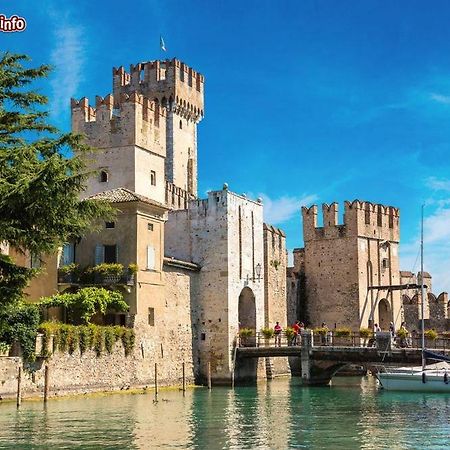 Lucky Apartment Sirmione Exterior foto